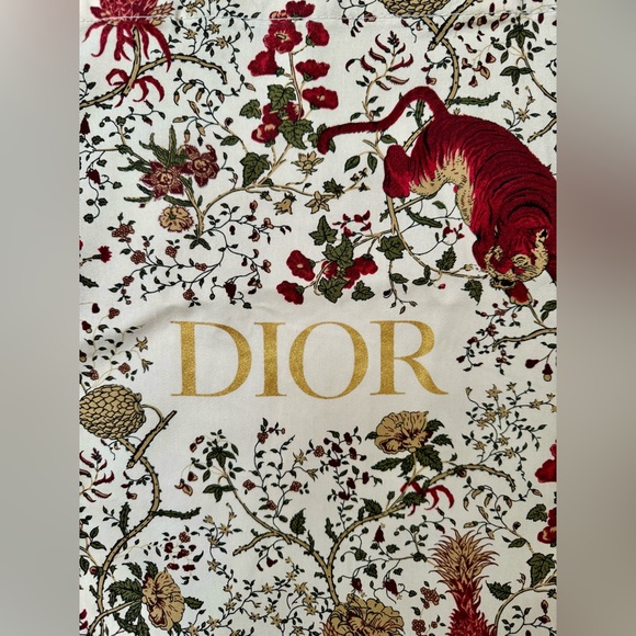 CHRISTIAN DIOR 2023 Tiger Pattern Japan Exclusive Tote Book bag, NEW - Picture 5 of 7